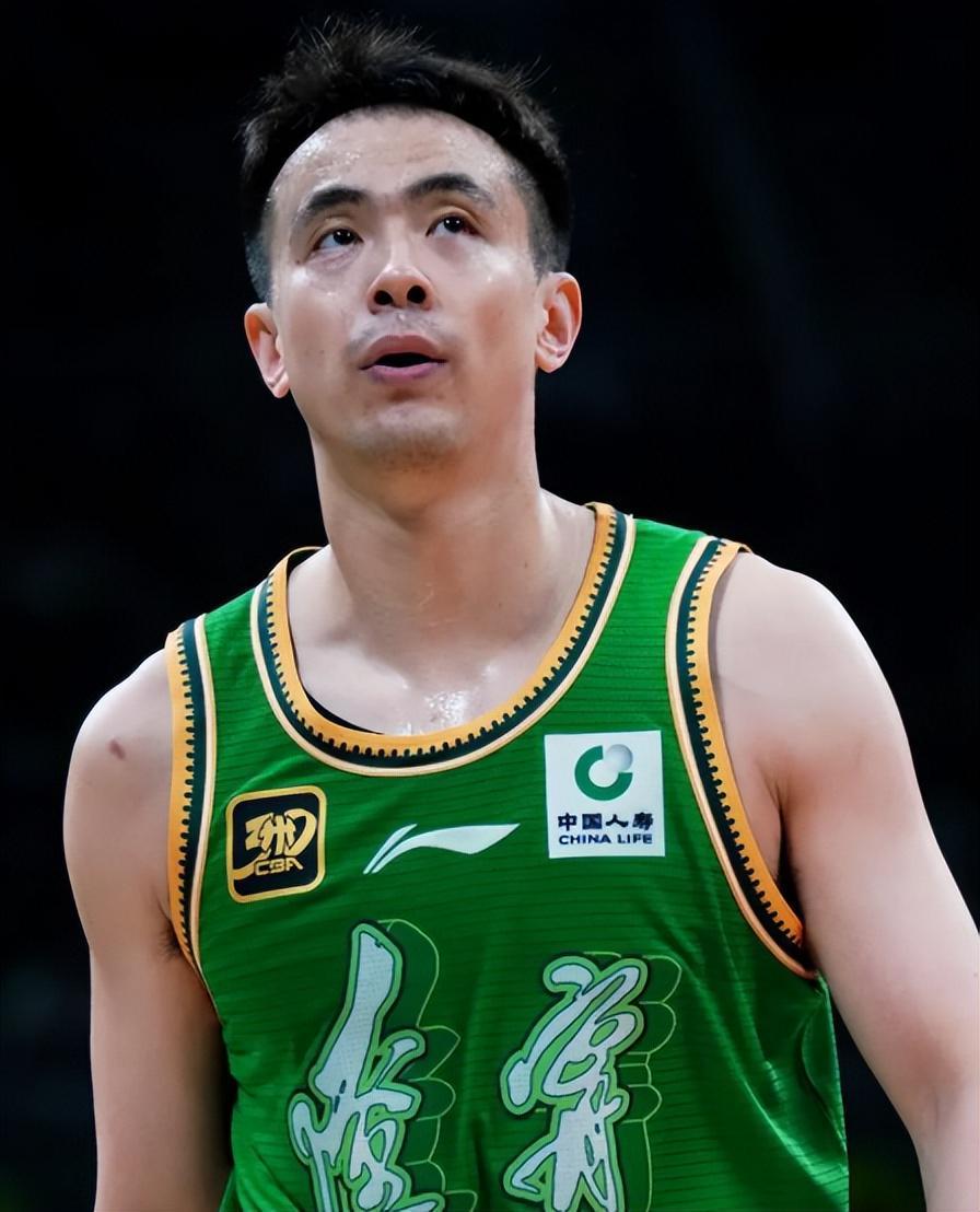 华体会体育入口-CBA3消息！赵继伟全明星被质疑，赵睿面临重罚，国家队名单将出炉