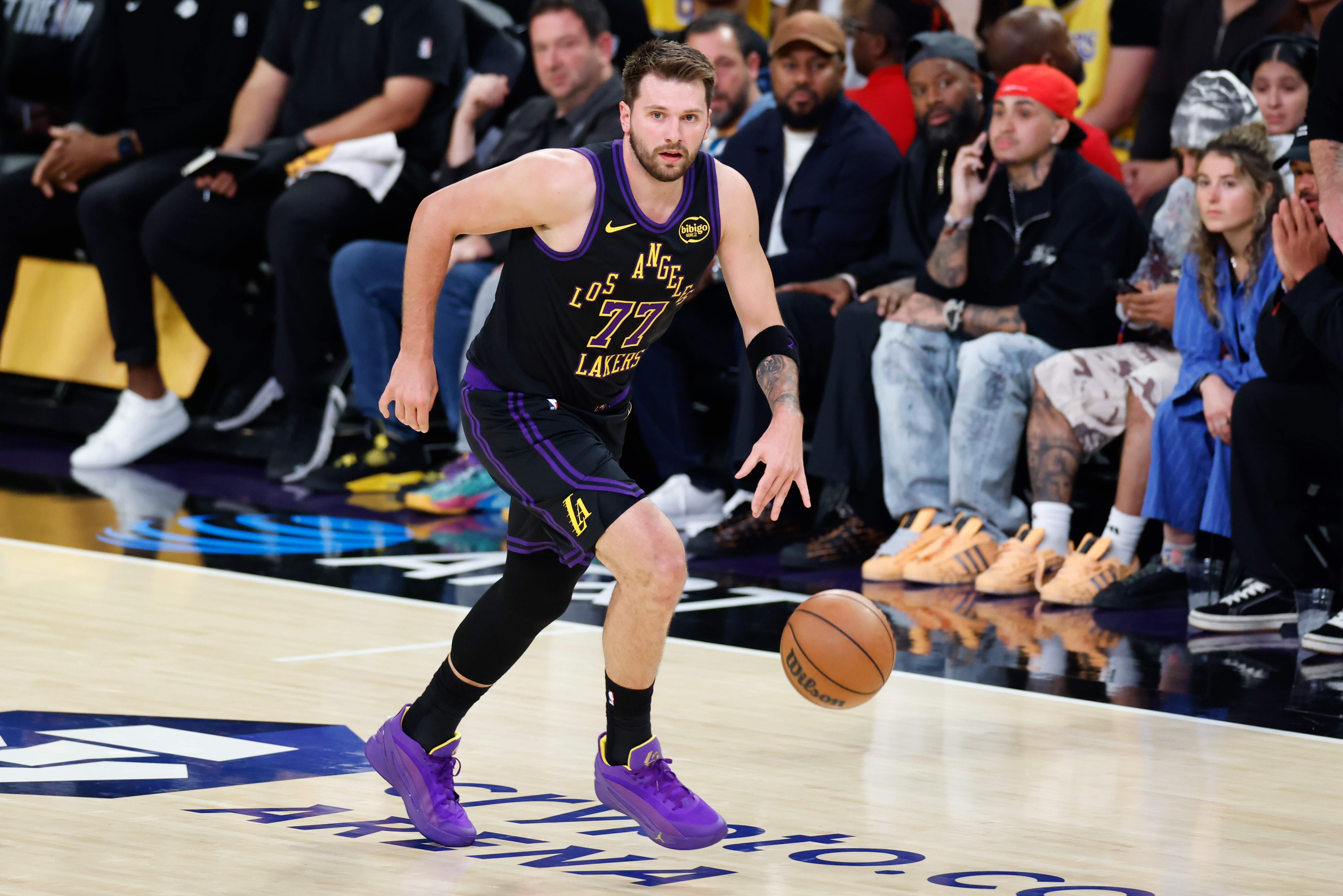 华体会体育入口-东契奇成为本赛季第13位单场50+球员 约基奇2次&amp;掘金3人均为最多